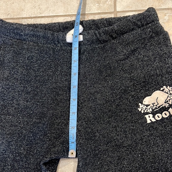 ROOTS boyfriend sweatpants, size 14 - Picture 8 of 13